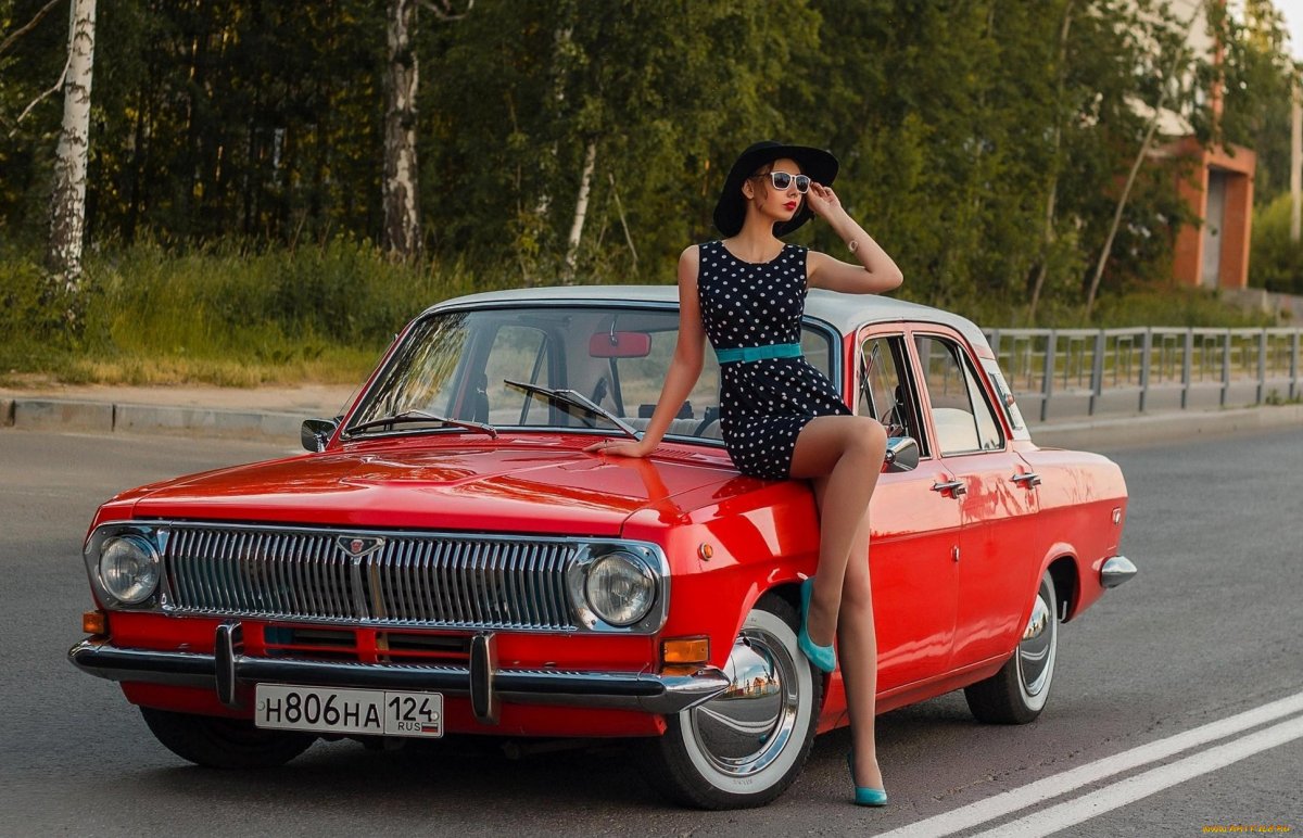 Старый автомобиль на ходу