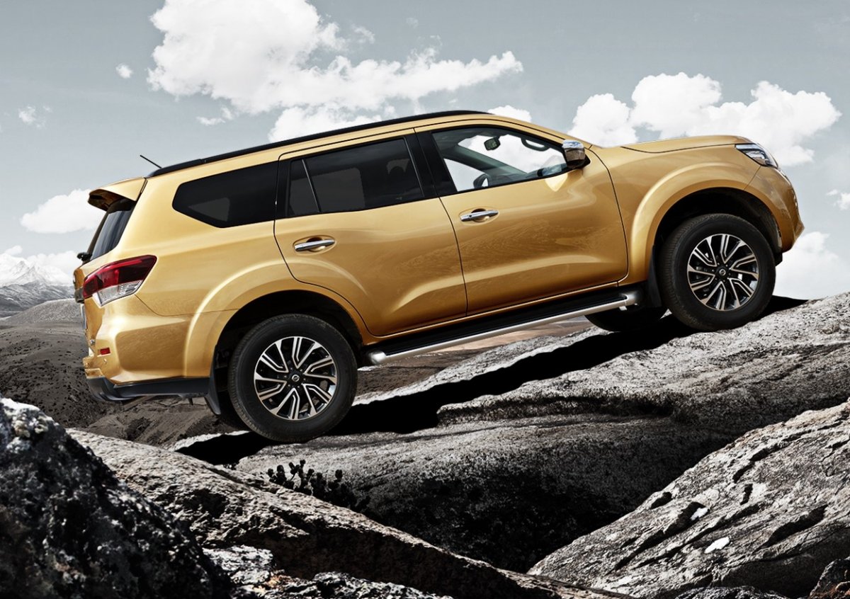 Nissan рамный внедорожник Terra