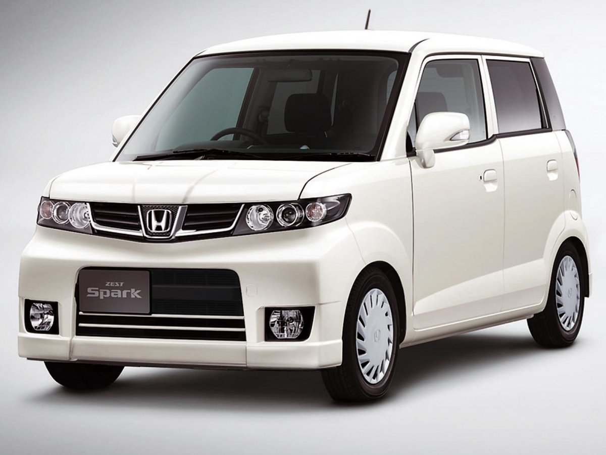 Honda Zest Spark 2010
