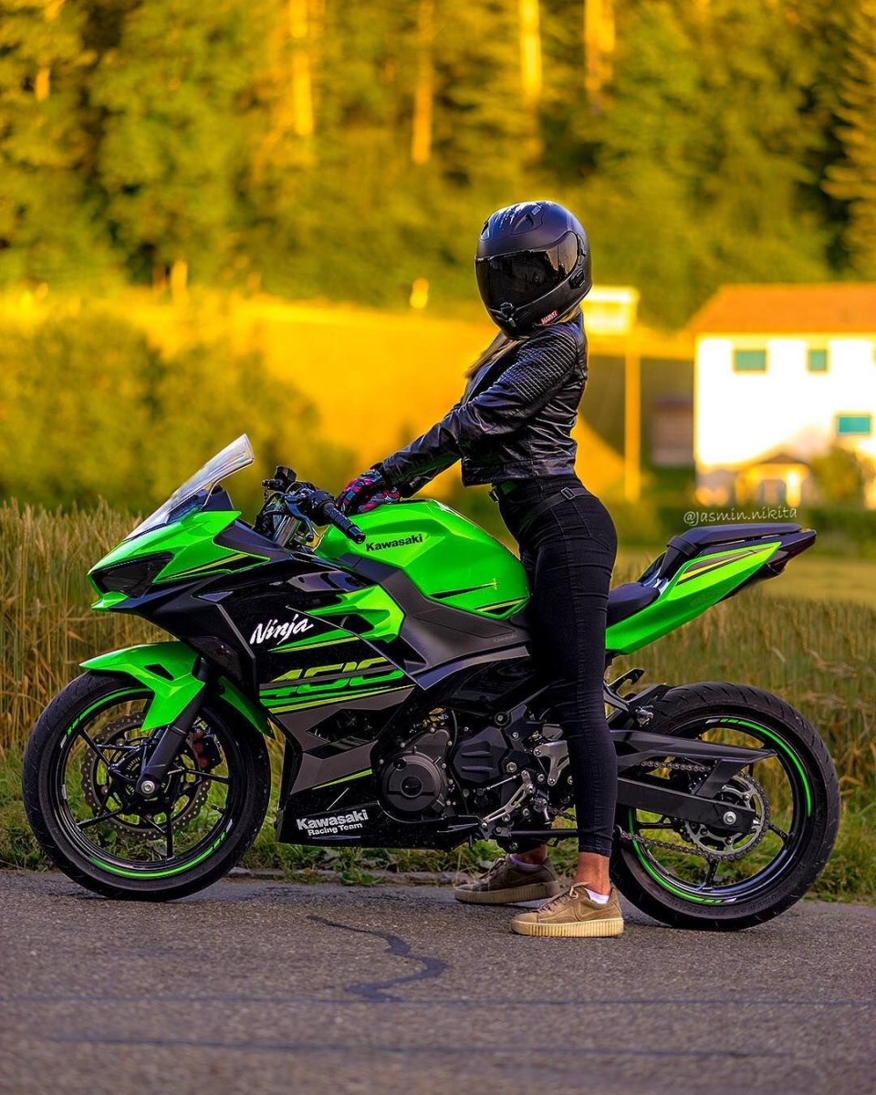 Мотоцикл Kawasaki Ninja