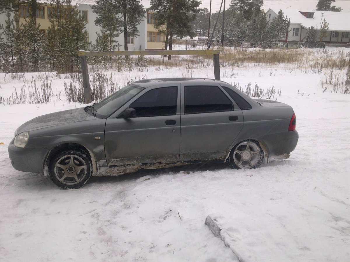 Приора седан кварц 2008 год зима
