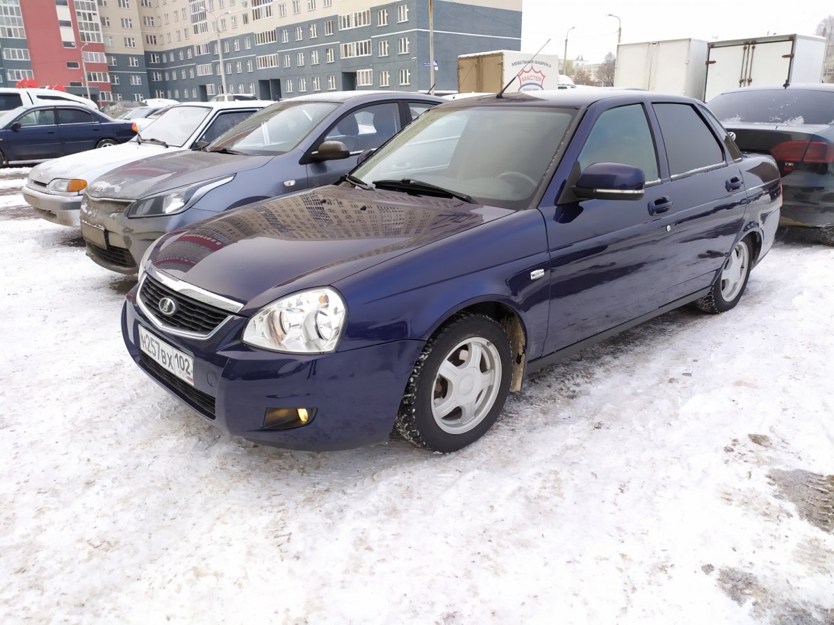 Приора 2015 седан синяя