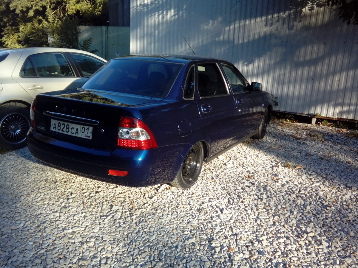 Приора хэтчбек цвет Персей