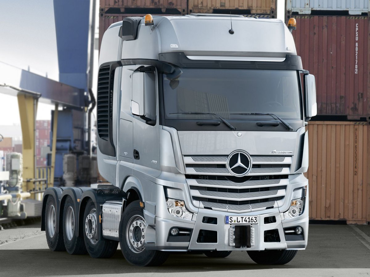 Mercedes Benz Actros 2020