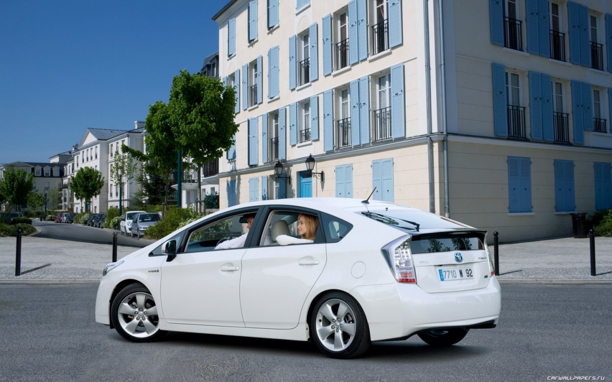 Prius 50 TRD