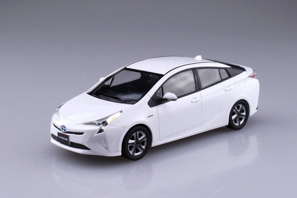 Toyota Prius IV (xw50)