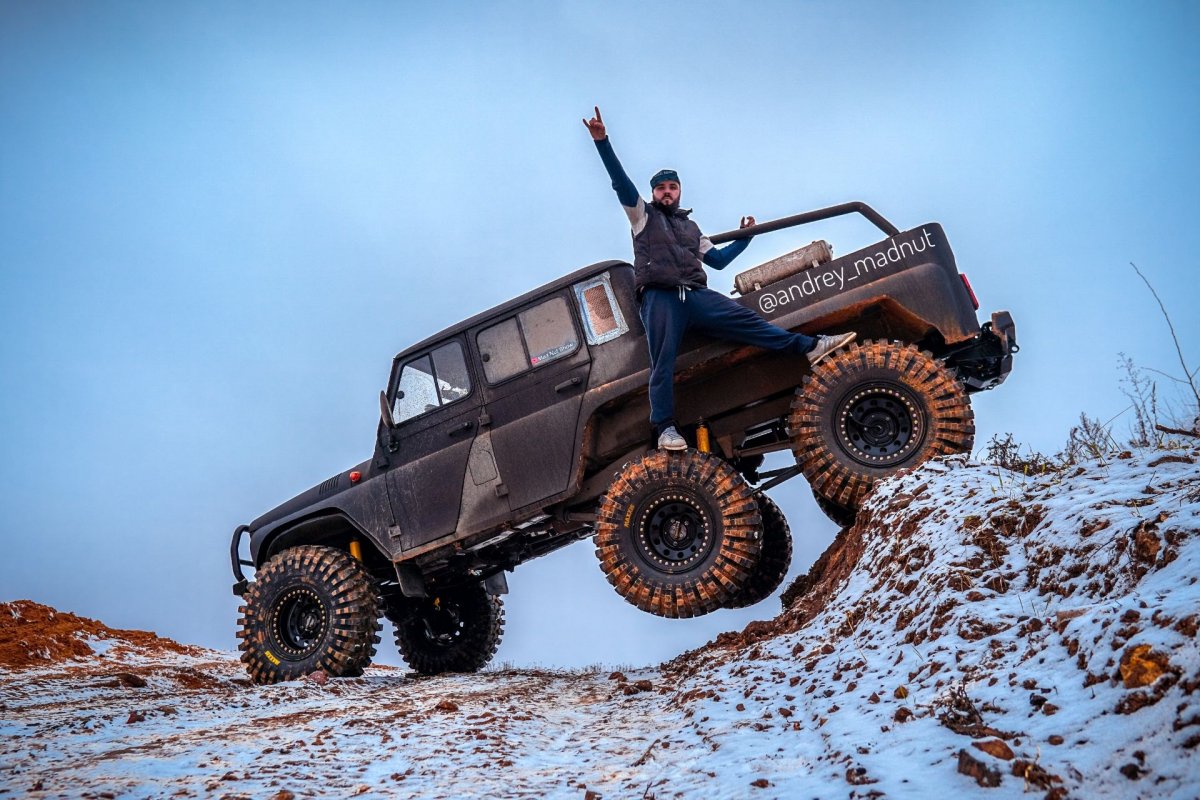 УАЗ Хантер 6×6