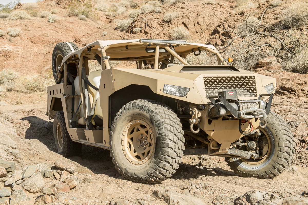 Polaris Dagor военный внедорожник