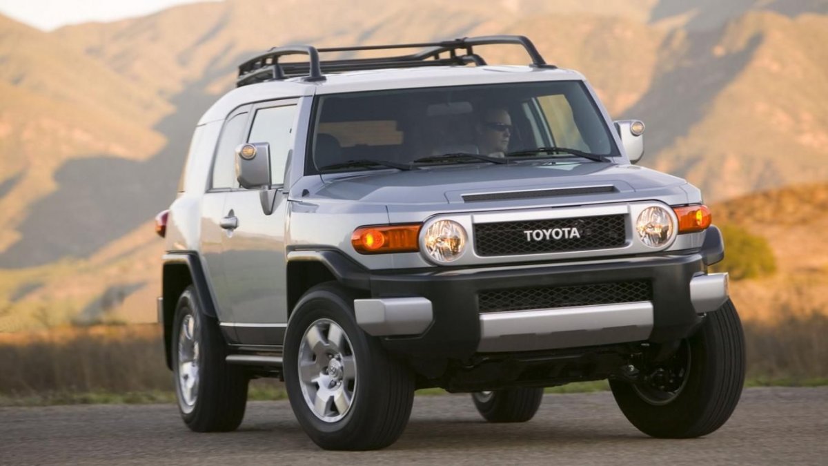 Toyota FJ Cruiser 4.0 at,