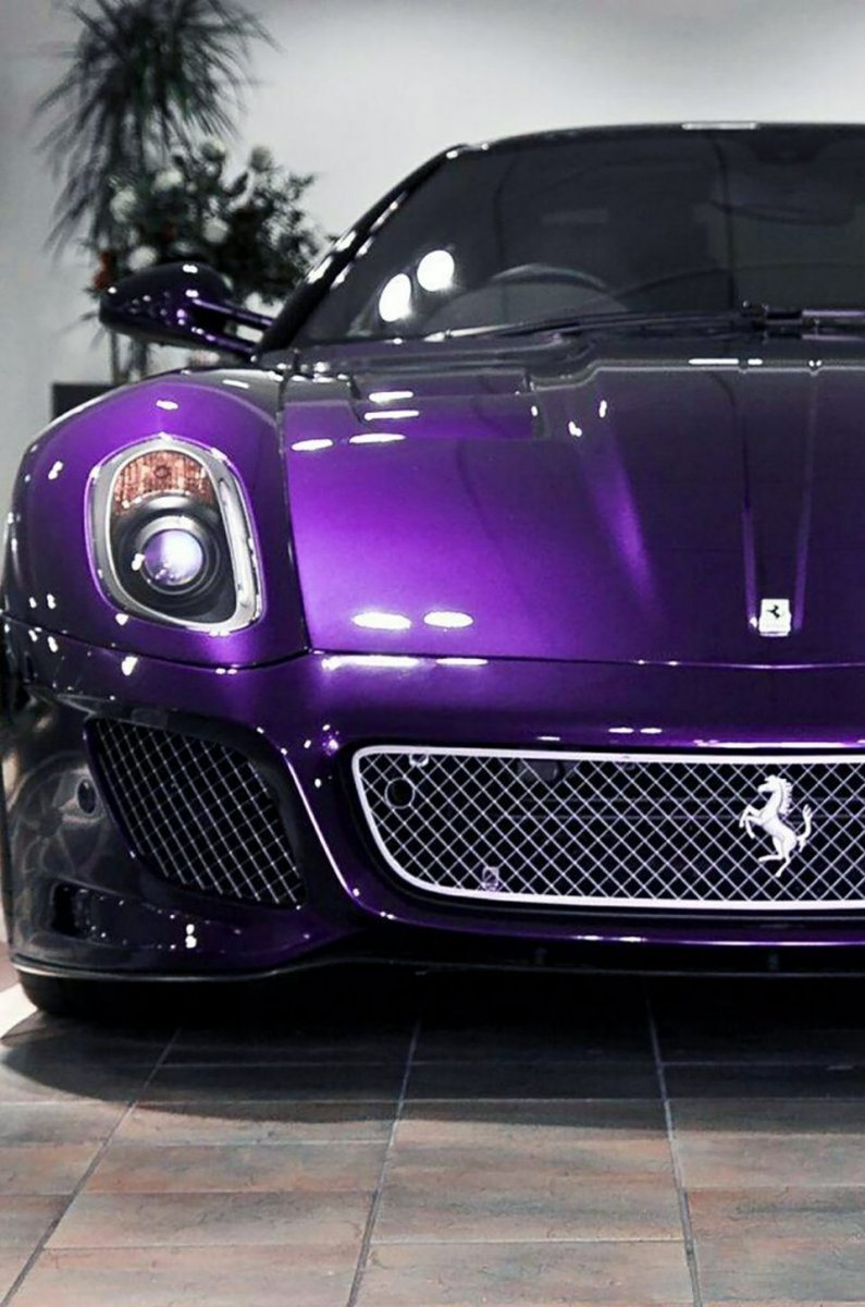Мерс AMG фиолетовый