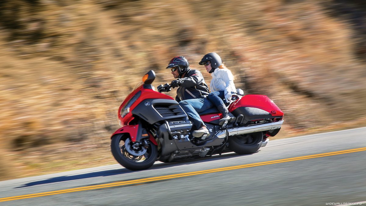 Honda gl1800 Gold Wing путешествие