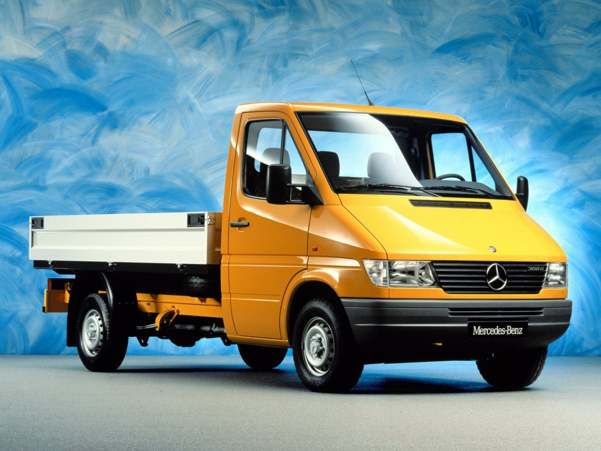 Mercedes-Benz Sprinter грузовой бортовой