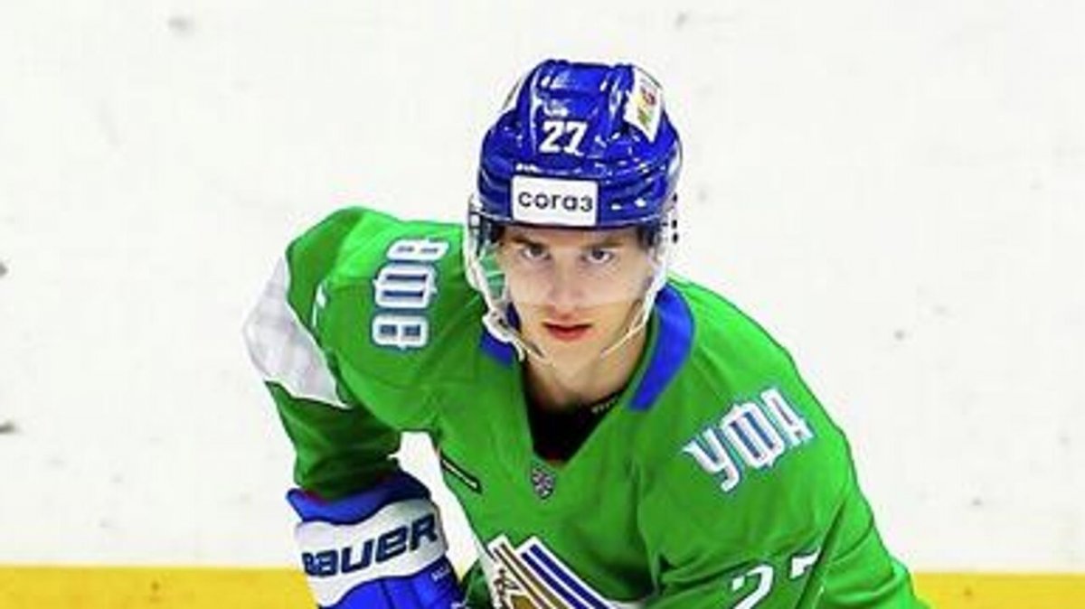 Амиров хоккеист Салават Юлаев