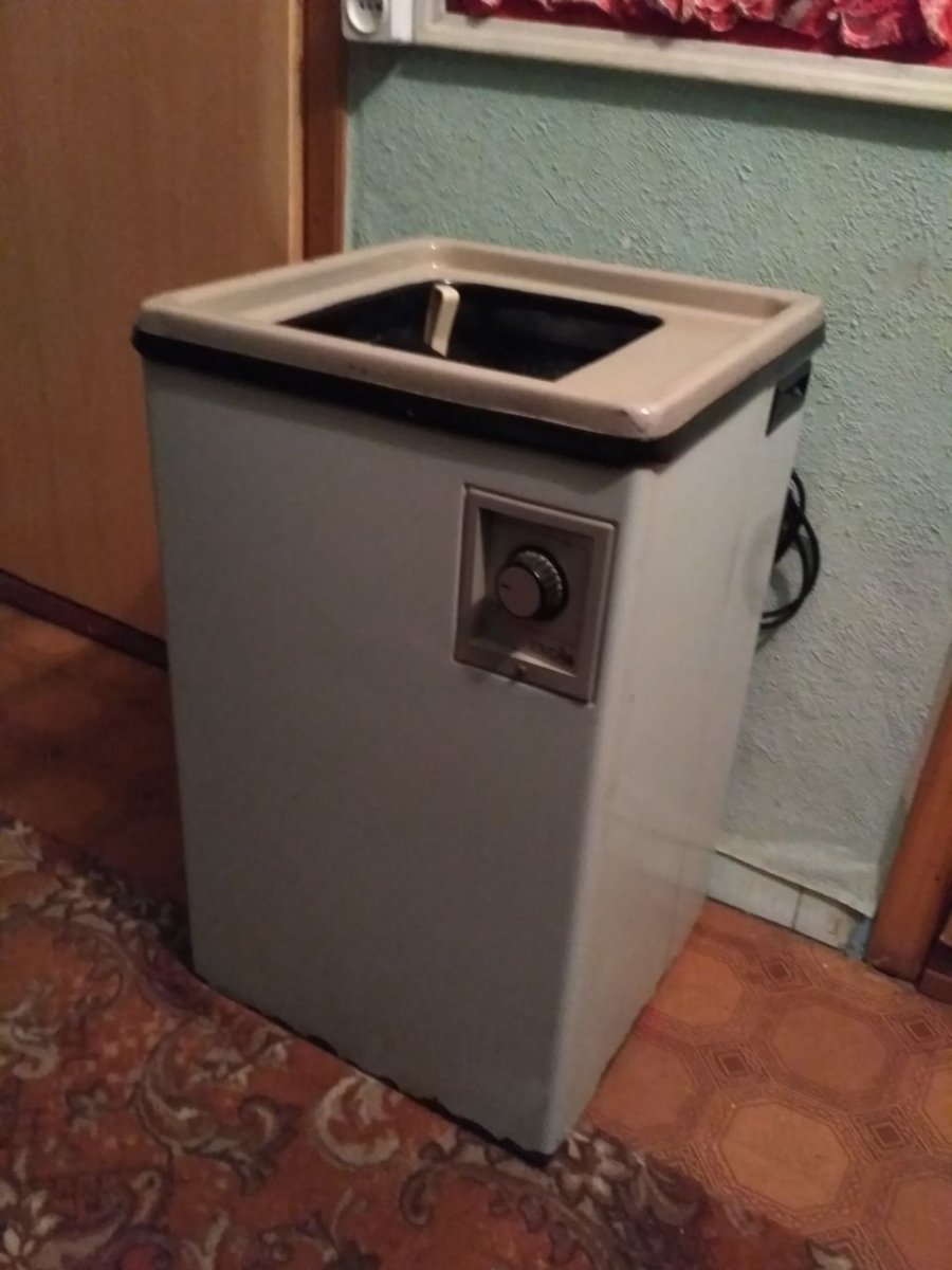 Советская механическая стиральная машинка ELCAS
