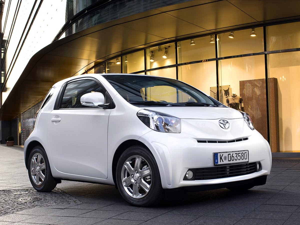 Toyota IQ 2009