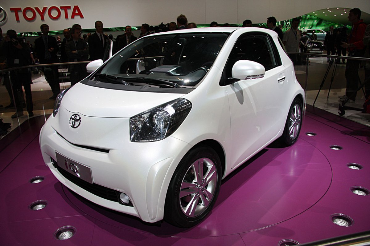 Toyota IQ 2009