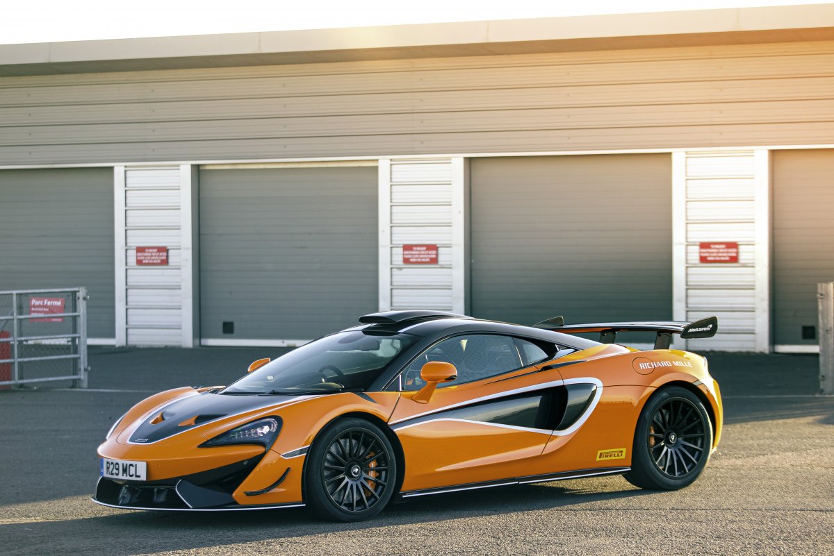 2020 MCLAREN 620r