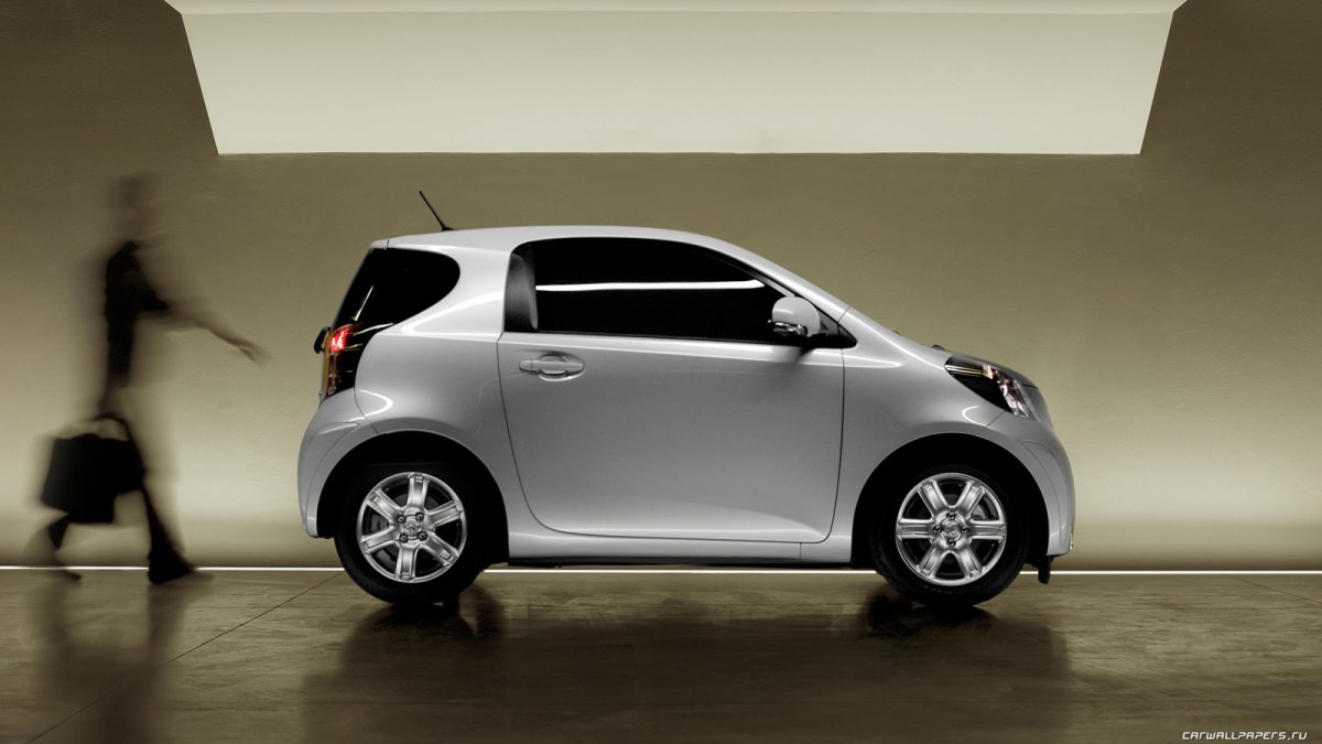 Toyota IQ 1.0 Л