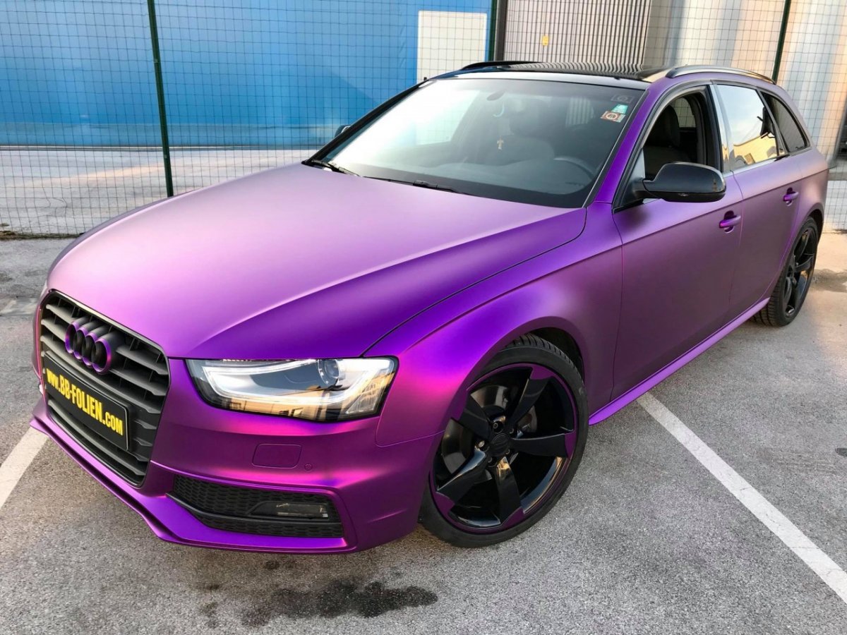 Audi a4 фиолетовая 2021