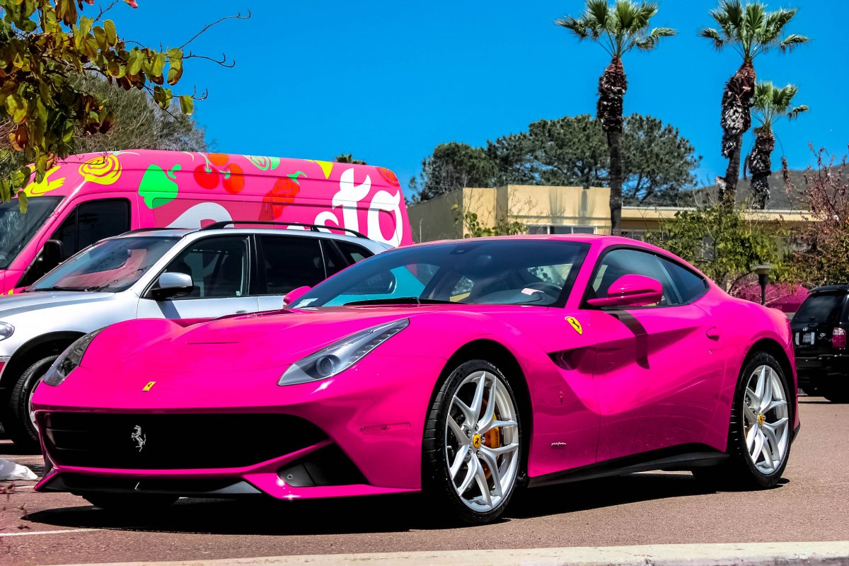 Ferrari Enzo розовый
