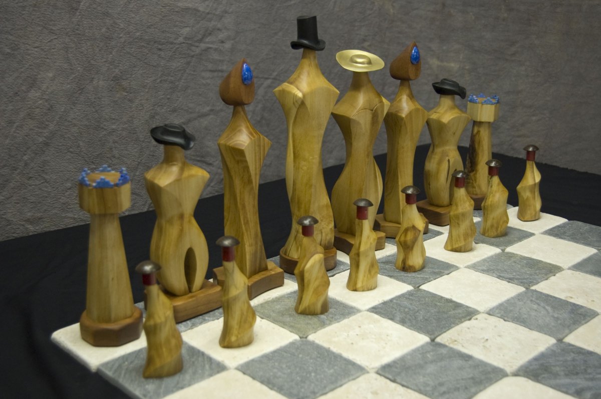 Дизайнерские шахматные фигуры