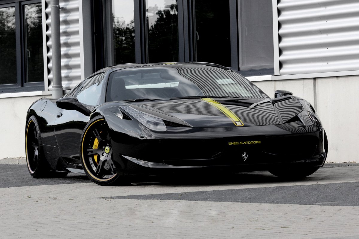 Ferrari 458 Italia черная