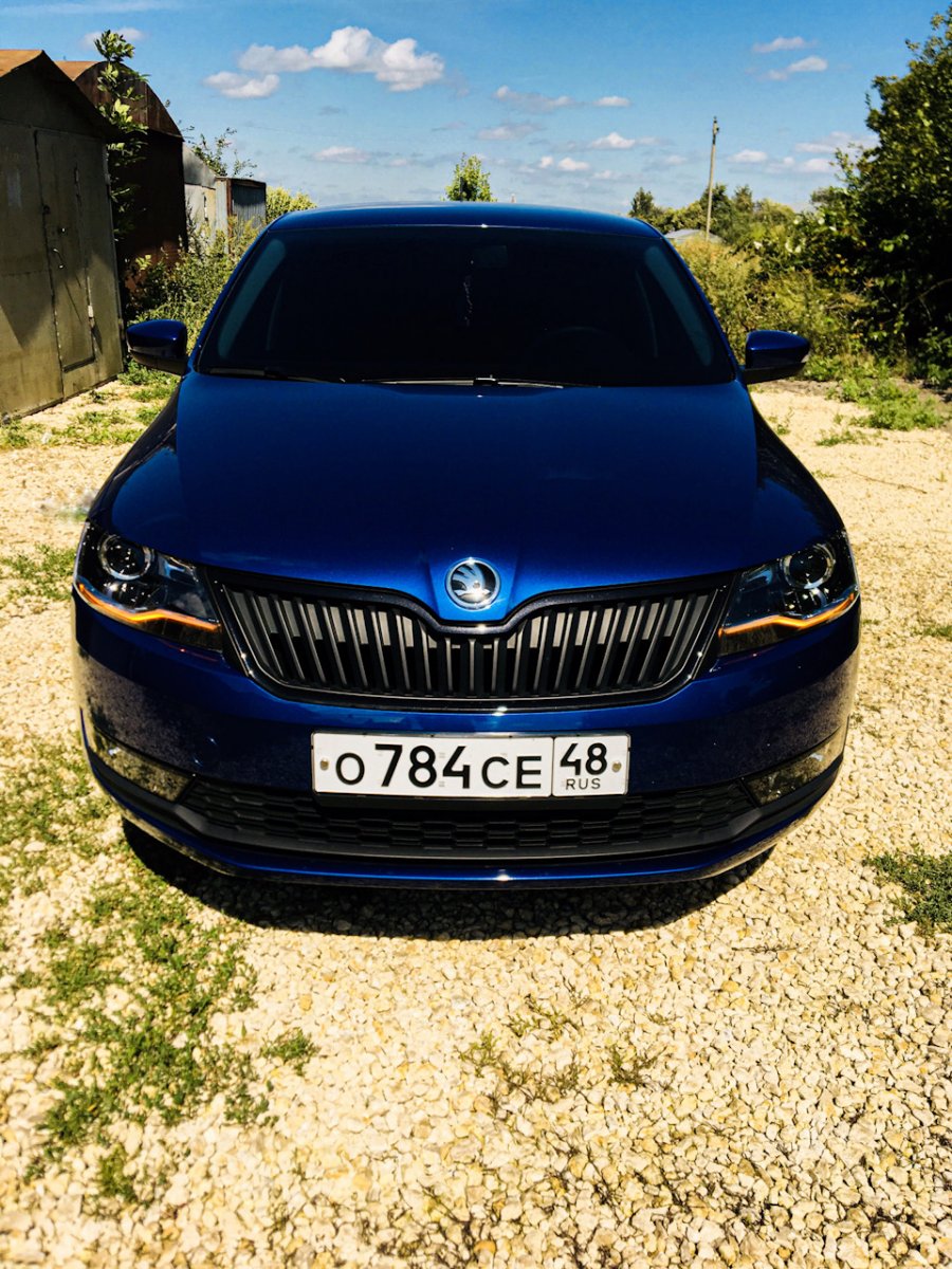 Skoda Octavia a7 черная бункер