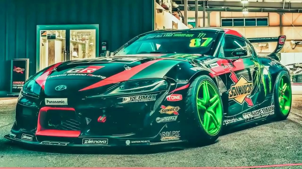 Nissan Skyline GTR r35 киберпанк