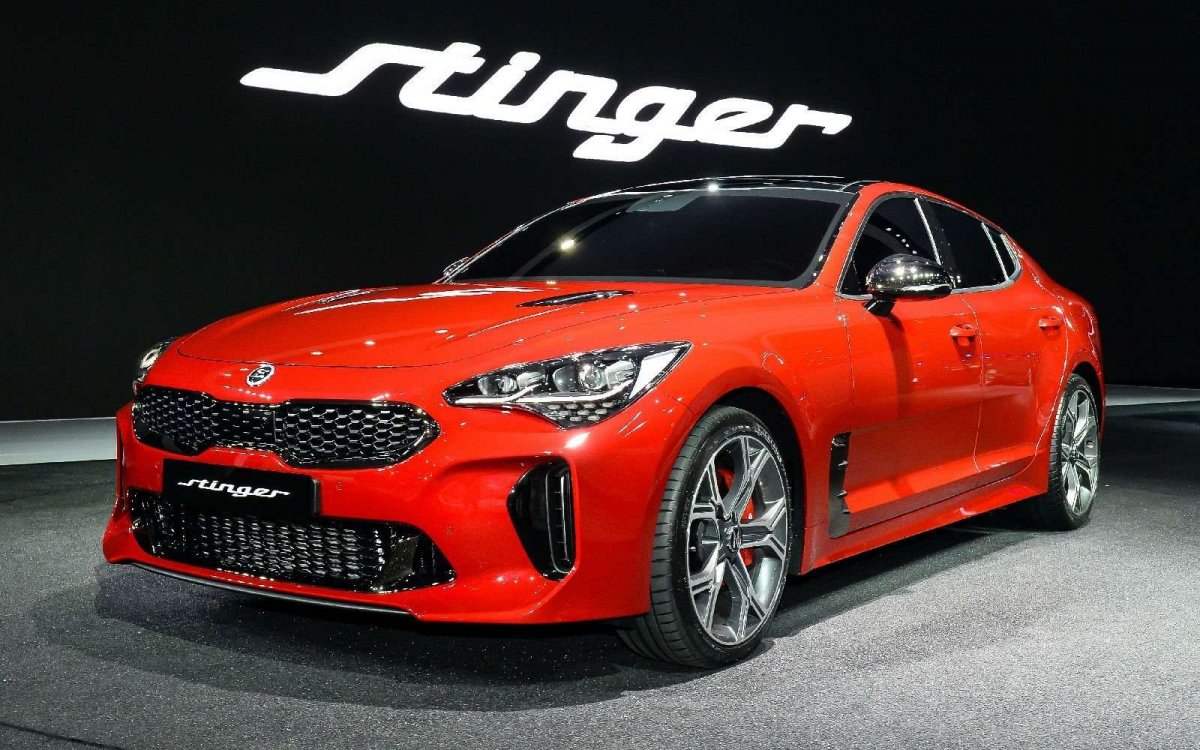 Kia Stinger 21