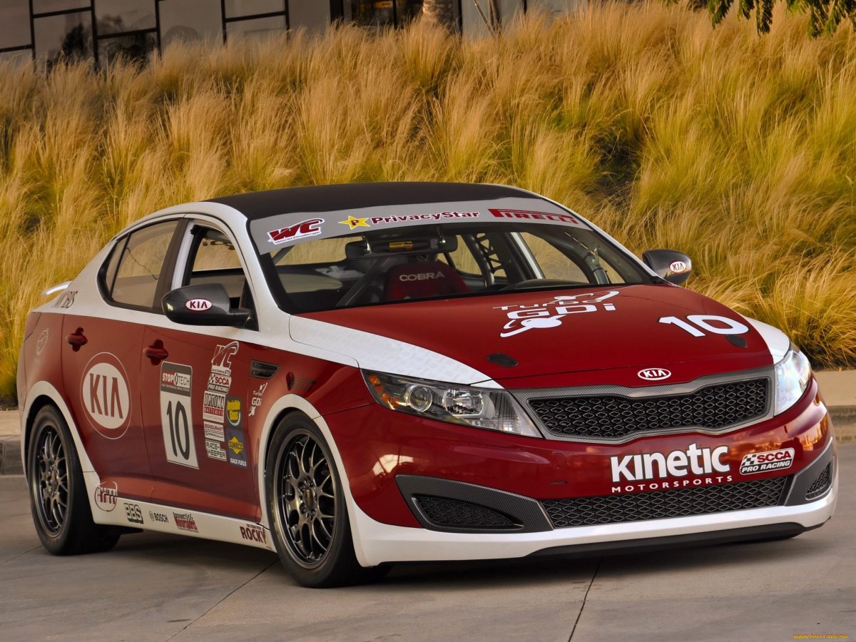 Kia Optima Race