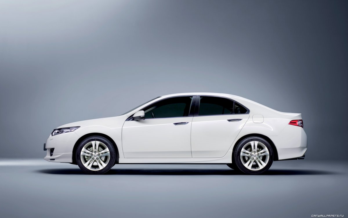 Honda Accord сбоку