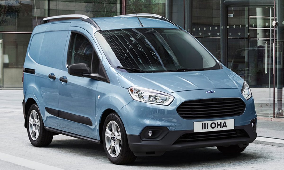 Ford Transit Courier 2022