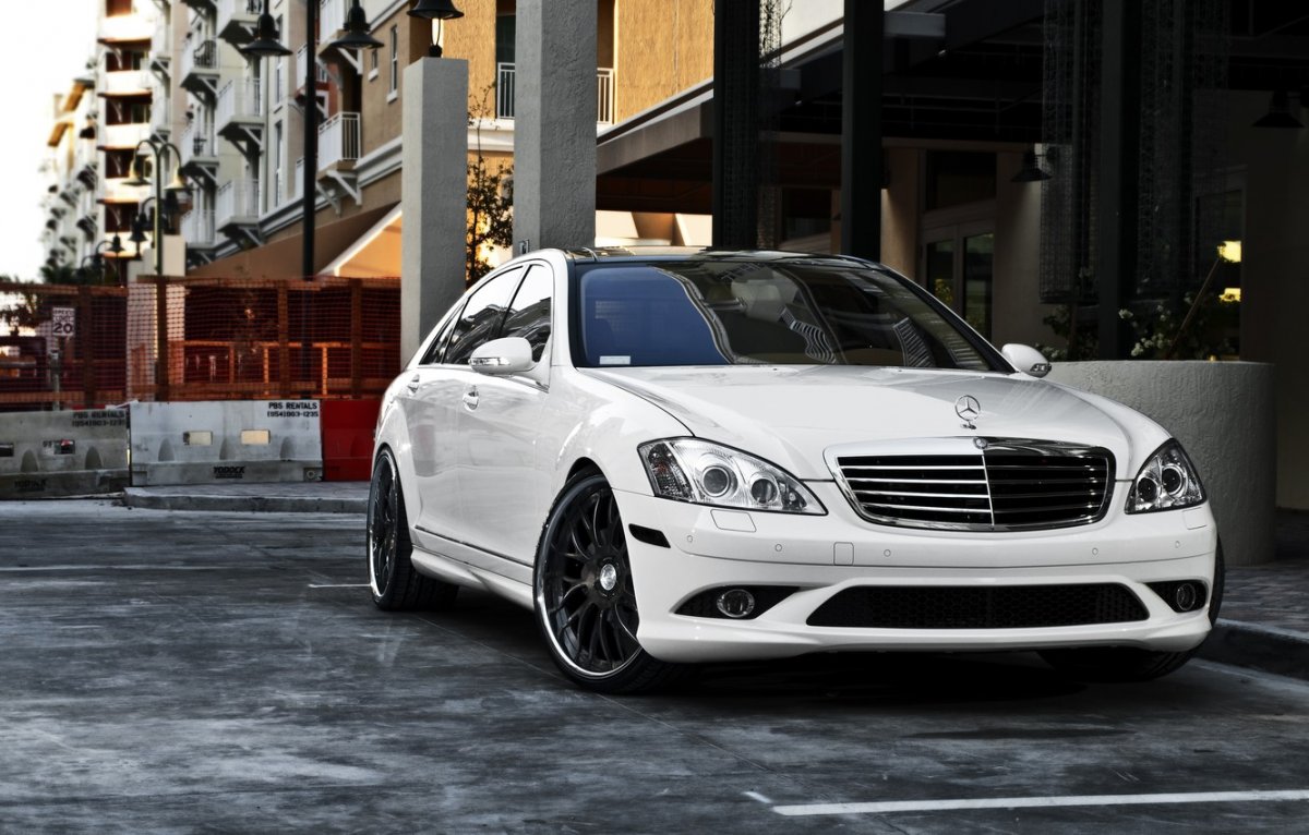 Mercedes-Benz w212