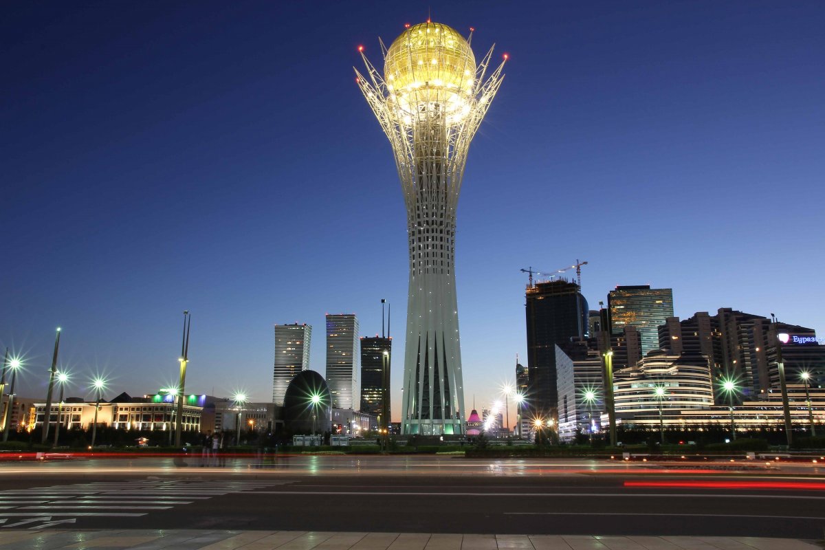 Монумент Астана-Байтерек (Астана)