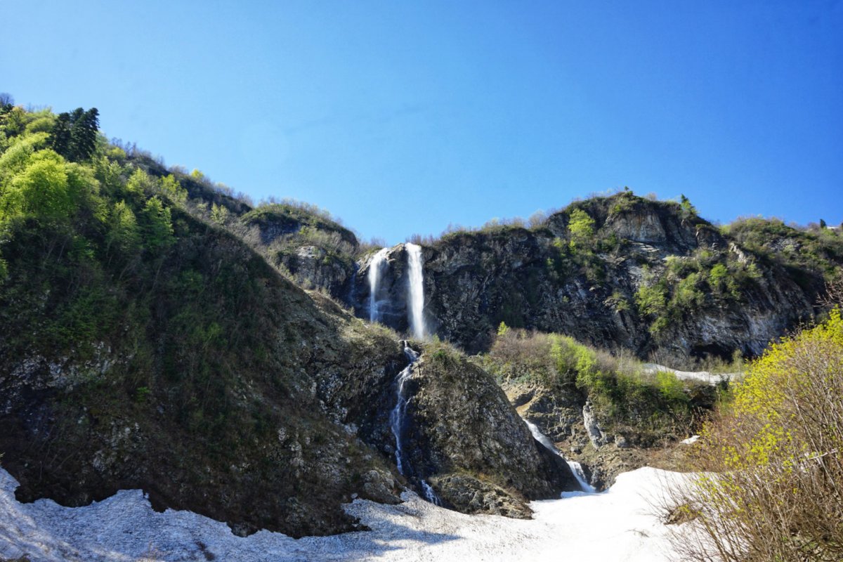 Водопад Поликаря Сочи