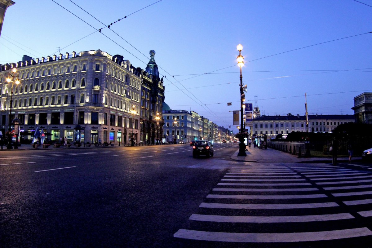 Ночной Невский проспект Санкт-Петербург