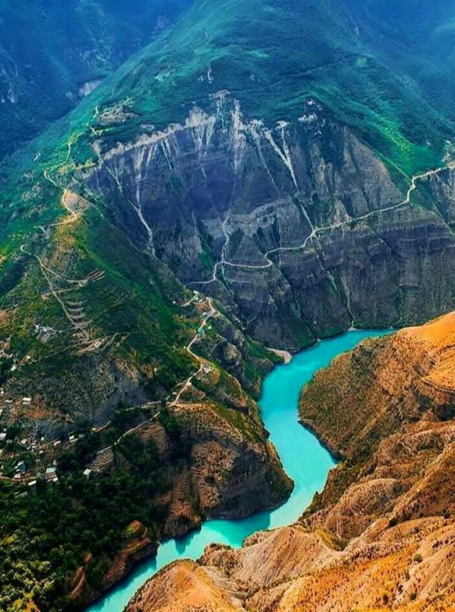Серпантин на Сулакский каньон в Дагестане