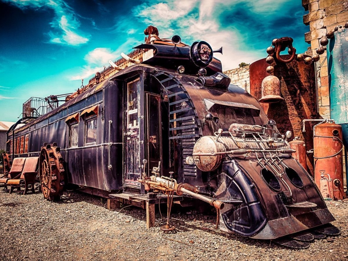 Старинный поезд