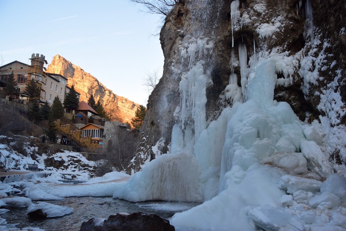 Медовые водопады Кисловодск зима