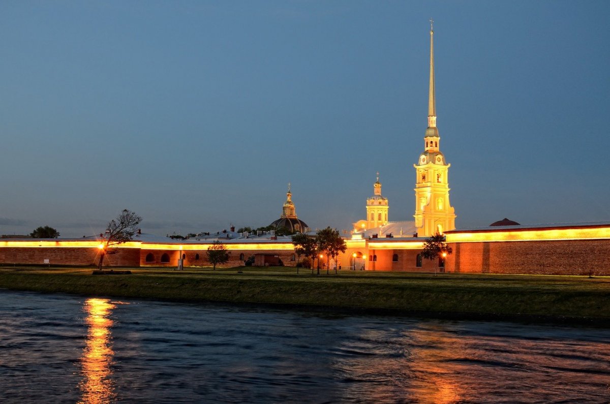 Петропавловский остров в Санкт-Петербурге