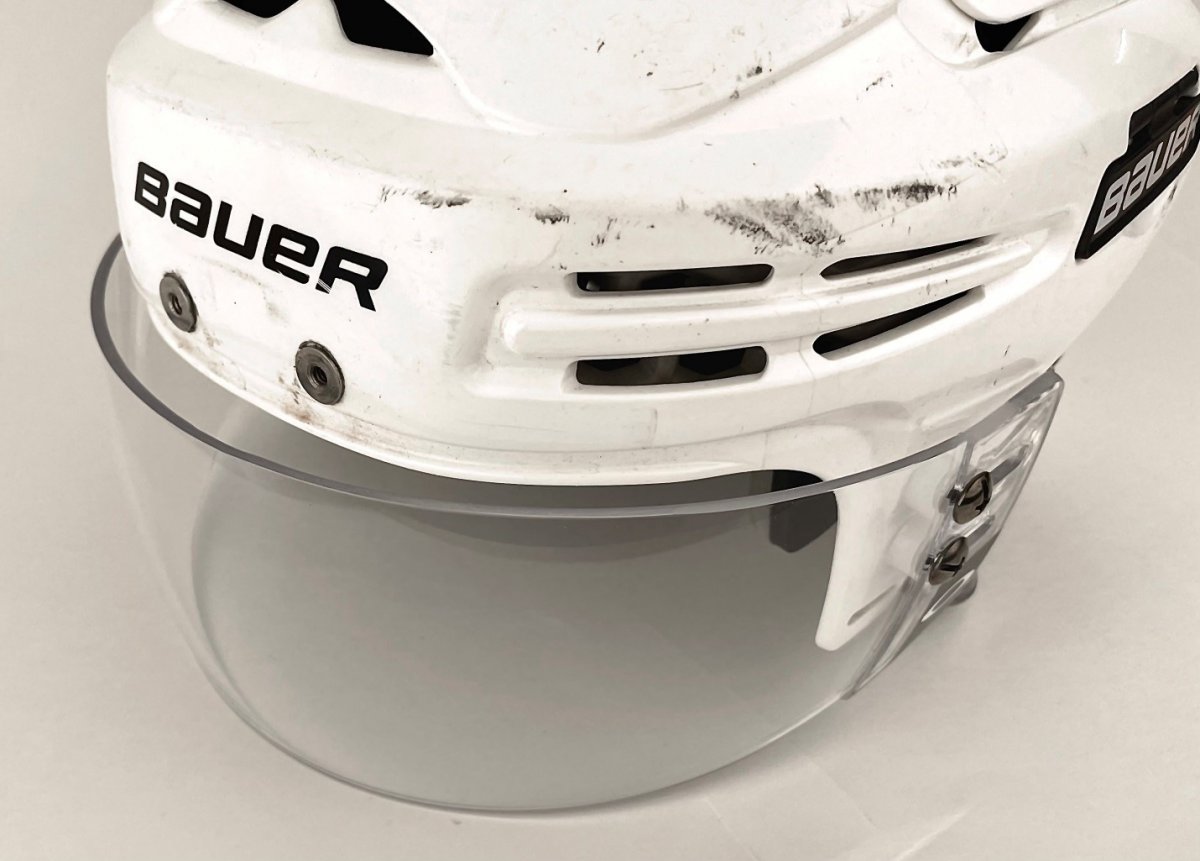 Визор для хоккейного шлема tron s40s Aviator Smoke Senior Hockey Visor
