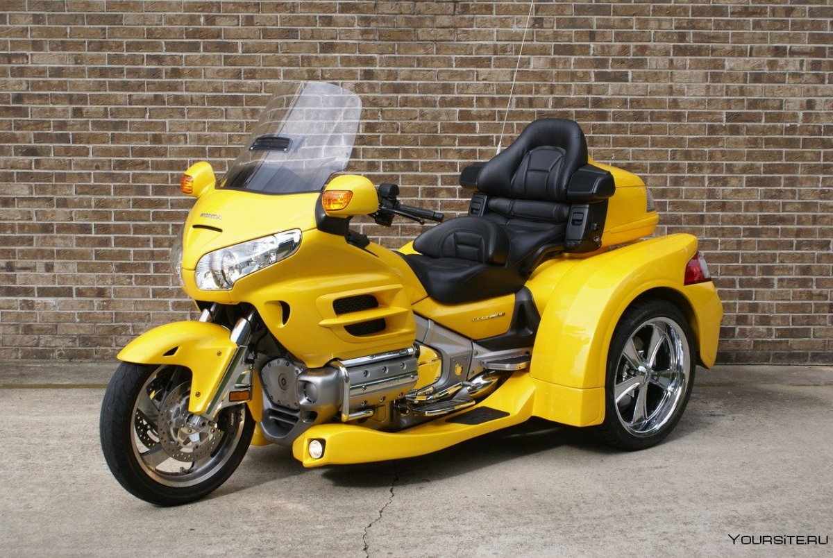 Мотоцикл Honda Gold Wing