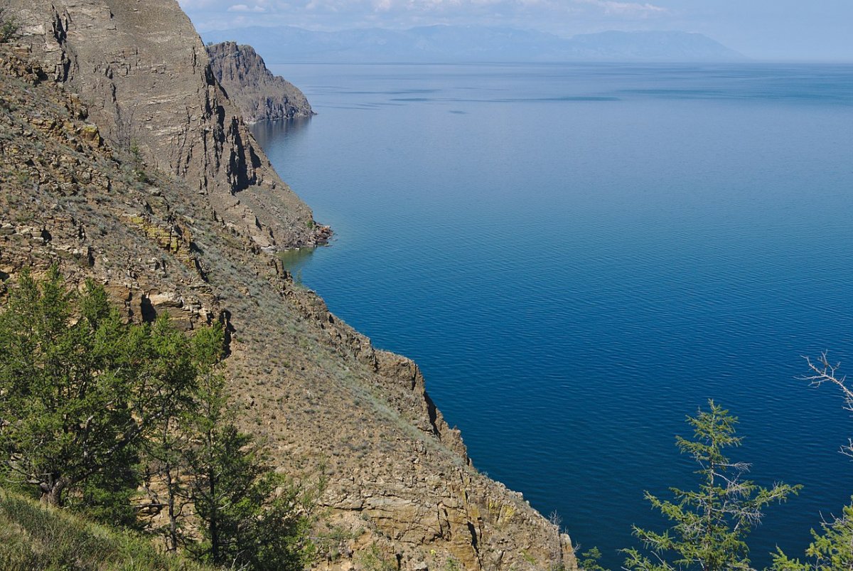 Остров Агой на Байкале сверху
