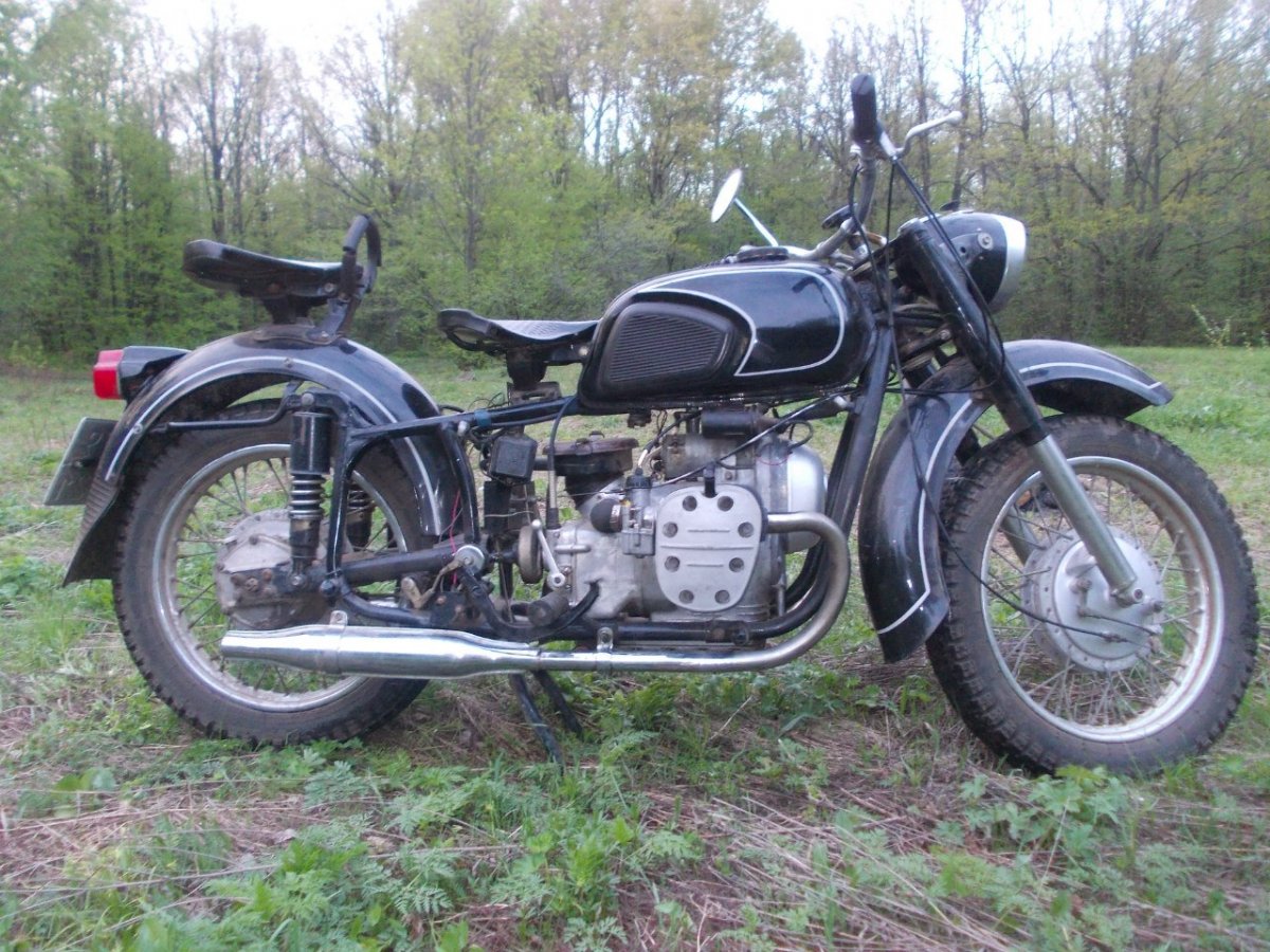 Мотоцикл Днепр к 750