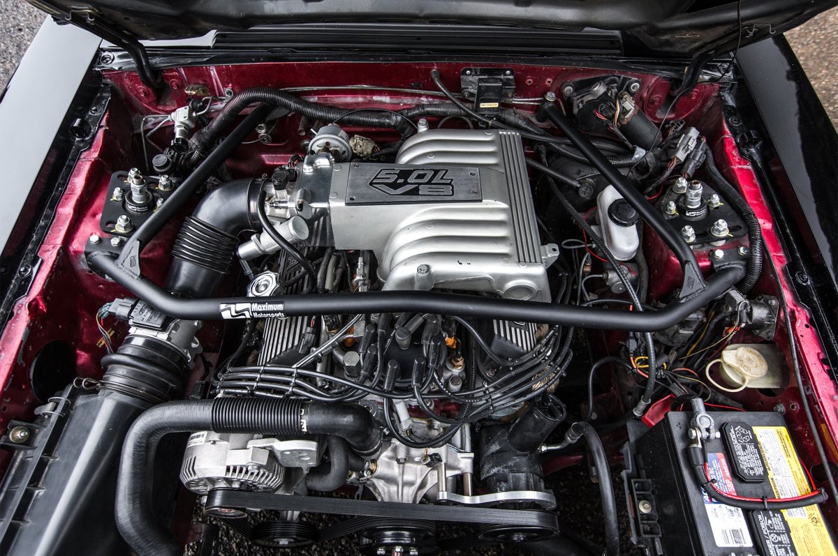 Ford Mustang 5.0 v8 двигатель