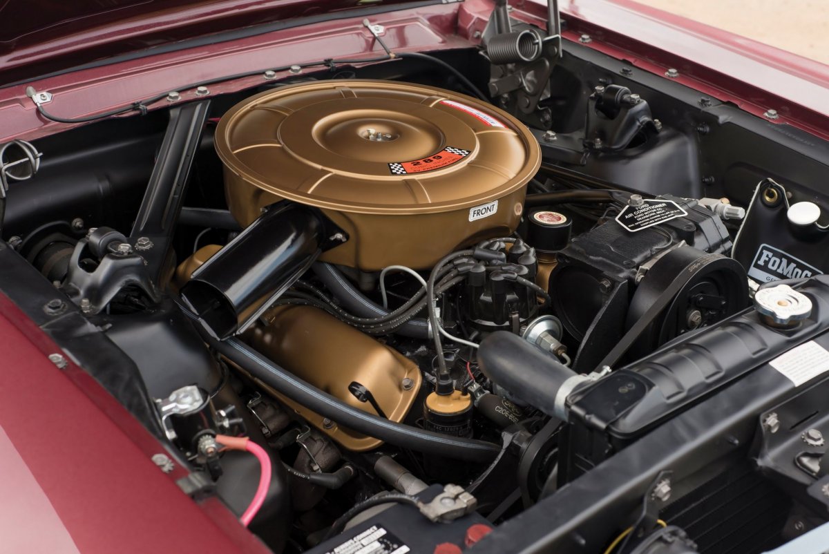 Ford Mustang 1965 двигатель