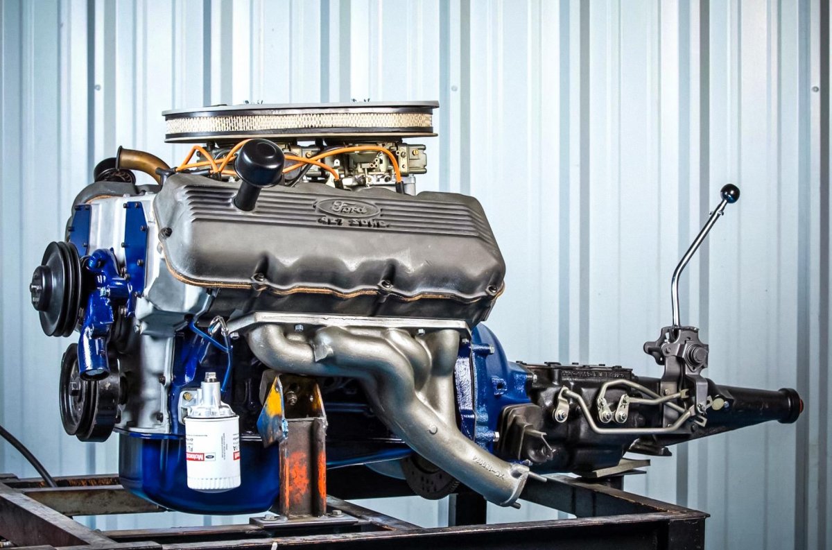 Ford v8 engine