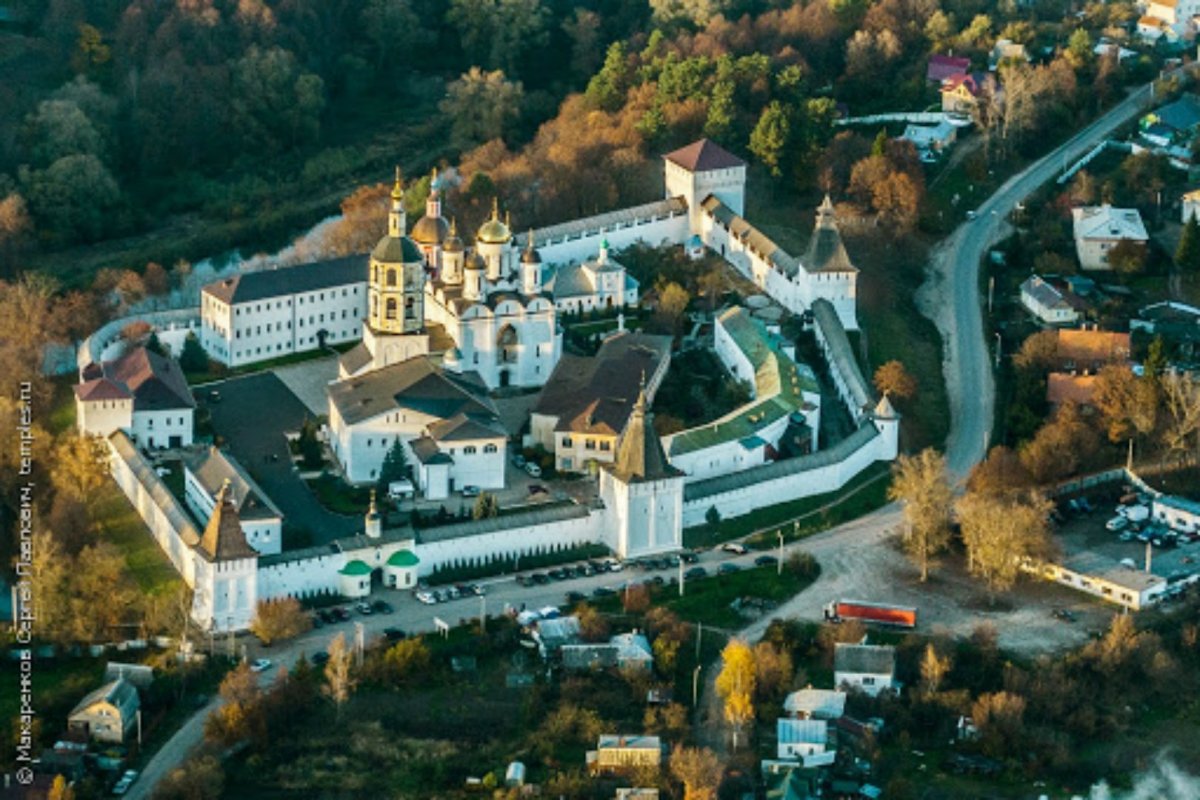 Свято Пафнутий борцовский монастырь