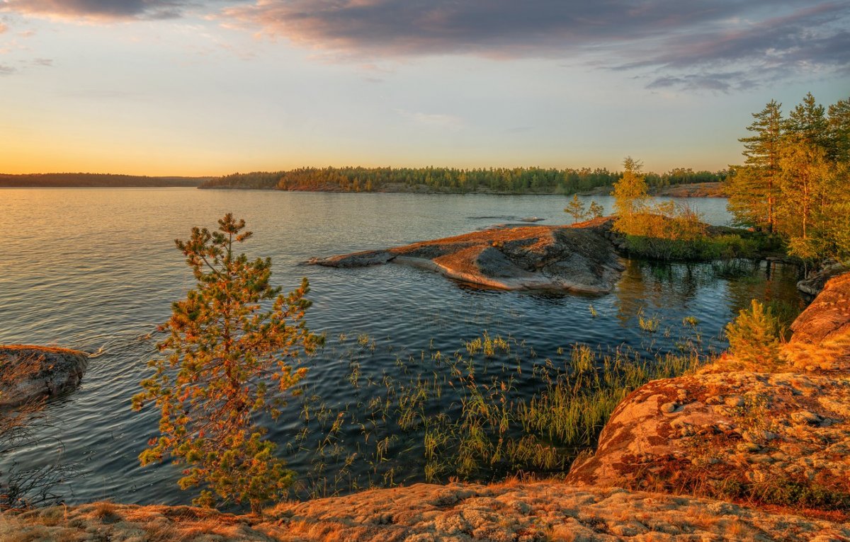 Ладожское озеро Карелия осень