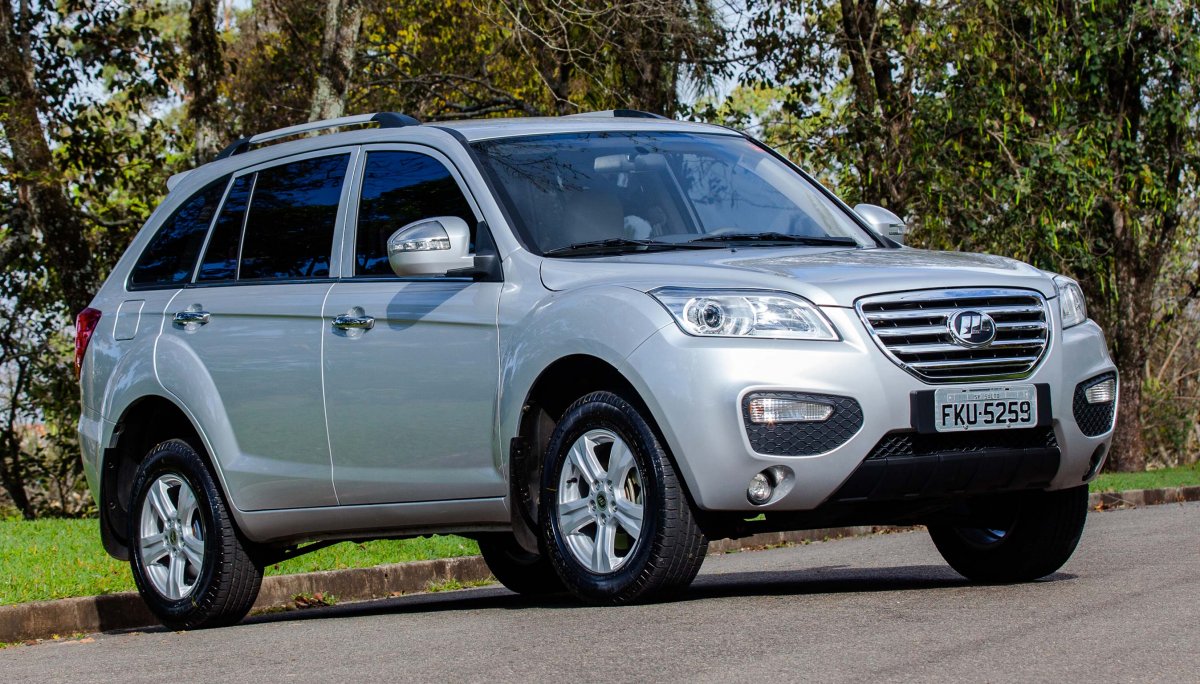 Машина Lifan x60